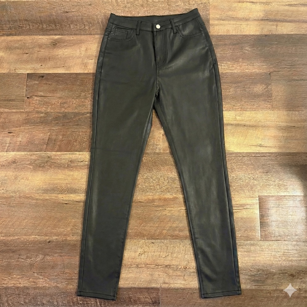 Faux Leather Coated Skinny Jeans Black High Rise Wet Look Sz L Stretch LIKE NEW